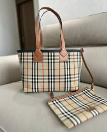 Picture of Burberry Handbags _SKUfw226204639fw